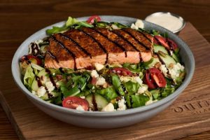 Fresh Sydney Salad - Salmon